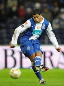 吉万尼尔多·维埃拉·德·索萨